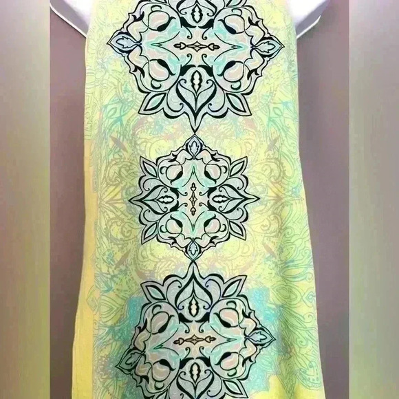 Te Verde Racer Back Activewear Women's Tank Top (185) - Picture 2 of 10